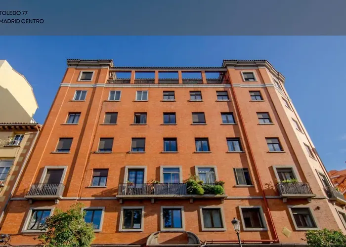 Excelente Piso De 3 Habitaciones En La Latina-Centro